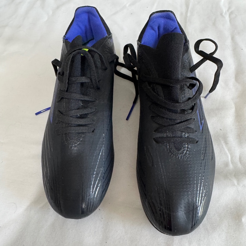 Adidas Cleats Boys size 3.5 tag intact - no box